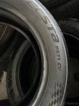 Letní pneu Hankook sada 235/55 R19 101T