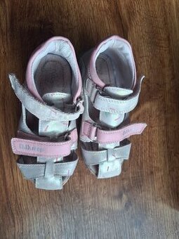 Dívčí sandálky DDstep vel.27