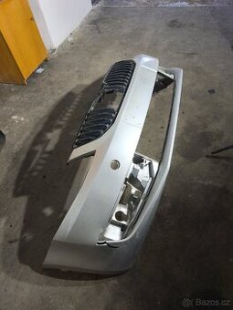 Přední originální nárazník škoda Octavia 3