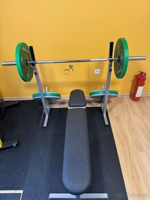 Bench press s lavicí