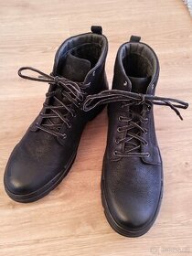 Nové pánské kotníkové boty, vel.45