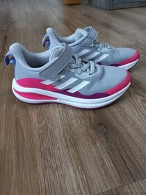 Adidas dětské boty FortaRun vel.32