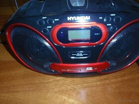 Hyundai přenosný přehrávač USB/SD, MP3 a CD, rádio - 1