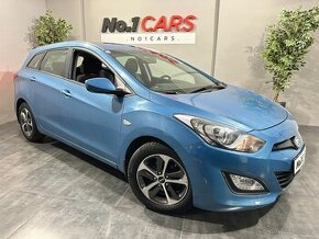 Hyundai i30 1,4 CRDI TRIKOLOR NOVÉ PNEU
