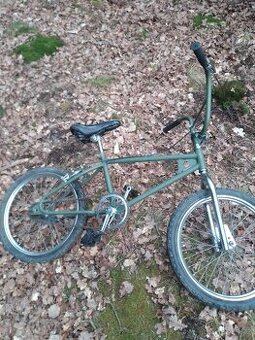 BMX kolo velamos