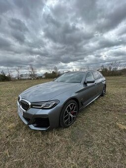 BMW 540i Touring xDrive 250kW 4x4 M Sport DPH ČR V6 3,0