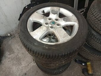 SKODA OCTAVIA 2  SCOUT,  ORIG. KOLA 17" S PNEU 225/50R17 98