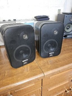 Prodám reproboxy - JBL- control - One - hrají dobře - 1