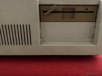 Historicky IBM počítač - 1