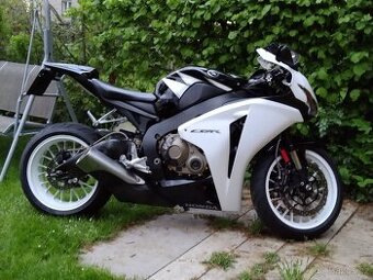 Prodám Honda CBR 1000rr Fireblade
