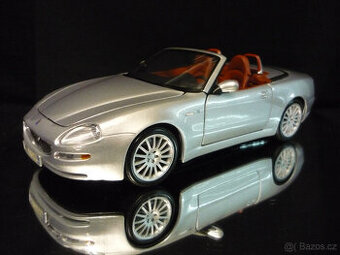 Maserati Spyder Bburago 1/18