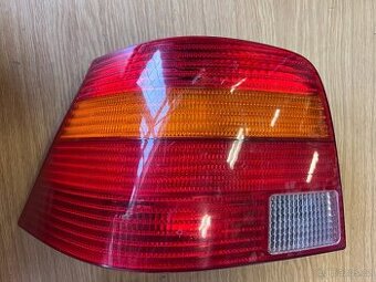 Golf 4 zadní světlo levé