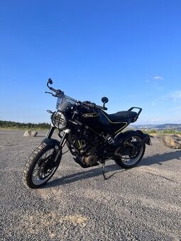 Husqvarna Svartpilen 401