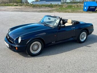 MG RV8 - 1