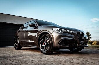 Alfa Romeo Stelvio Veloce 280 Q4 - TOP ZÁNOVNÍ STAV