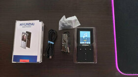 MP3 přehrávač Hyundai MPC 501 GB8 FM B černý