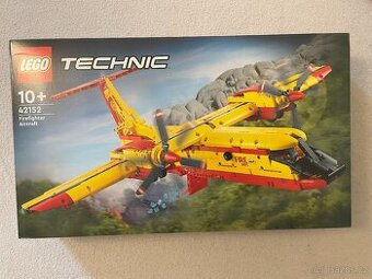 LEGO 42152 Hasičský letoun