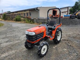 JAPONSKÝ MALOTRAKTOR KUBOTA GB155 4X4