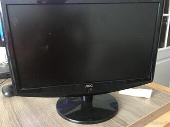 Monitor AOC včetně kabelu