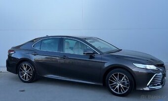 Toyota Camry hybrid 2023 záruka - 1