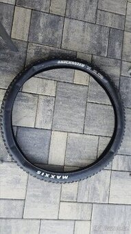 Plast 29x2.35 maxxis forecast