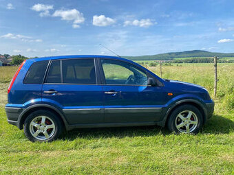 Ford Fusion 1.6 benzin 74KW