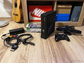 Xbox 360 Slim s Kinect senzorem
