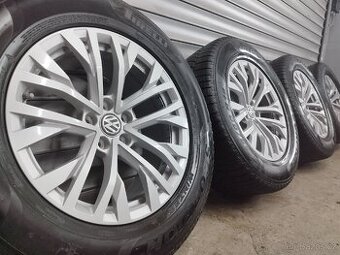 Zimní Sada Alu kol Cascade VW Touareg III .