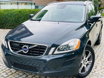 Volvo XC60 2.0D 120KW 5VÁLEC AUT 1MAJITEL SERVISKA 2WD TAŽNÉ