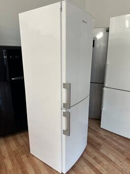 Lednice s mrazákem Bauknecht (160)