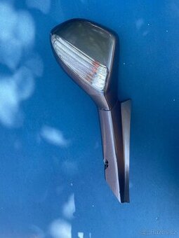 Pravé zrcátko Piaggio X9 Evo