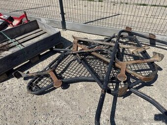 Ochranny ram kabiny zetor