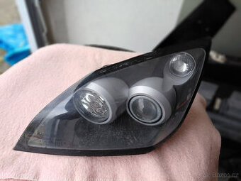 Prodám díly na Opel Speedster 2,2