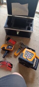 Rotační laser nivelák zelený/červený paprsek