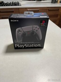 DualSense 30th Anniversary Limited Edition