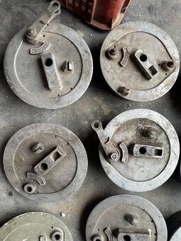 Predám brzdový štít s nápisom usable range JAWA 350 ČZ 175 -