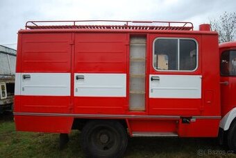 Avia - hasičská skříňová nástavba