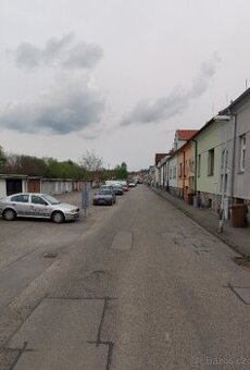 Pronájem garáže v ulici Ant. Janouška