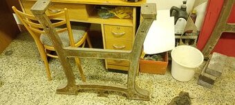 Industriální nohy ke stolu