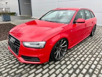 AUDI A4 B8 FACELIFT 2.0TDI AVANT S-LINE MANUÁL