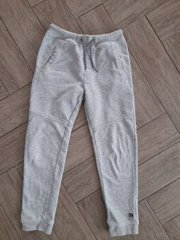 Chlapecké tepláky zn. Kids, vel. 134/140