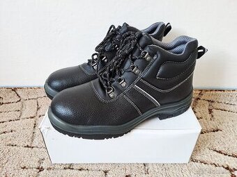 Pracovní boty vel. 9