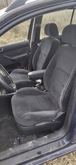 VW Golf 4 vyhřejvané sedačky