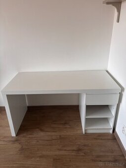 Psací stůl IKEA Malm s šuplíkem