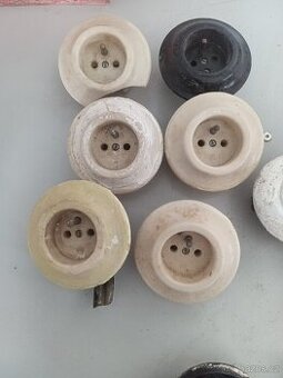 Retro zásuvky vypínače