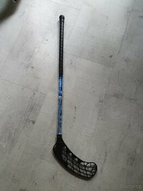 Juniorská florbalova hůl Kensis