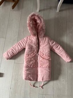 Dívčí zimní bunda nová s kožíškem vel.130