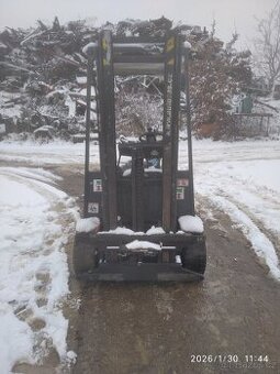 Manipulační vozík na dily