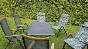 Zahradní nábytek, stůl + 6x židle s polstrem