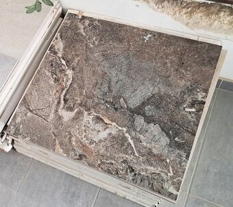 Onyx&More Porphyry Golden Strutt 60x60 - Top dlazba a vzhled